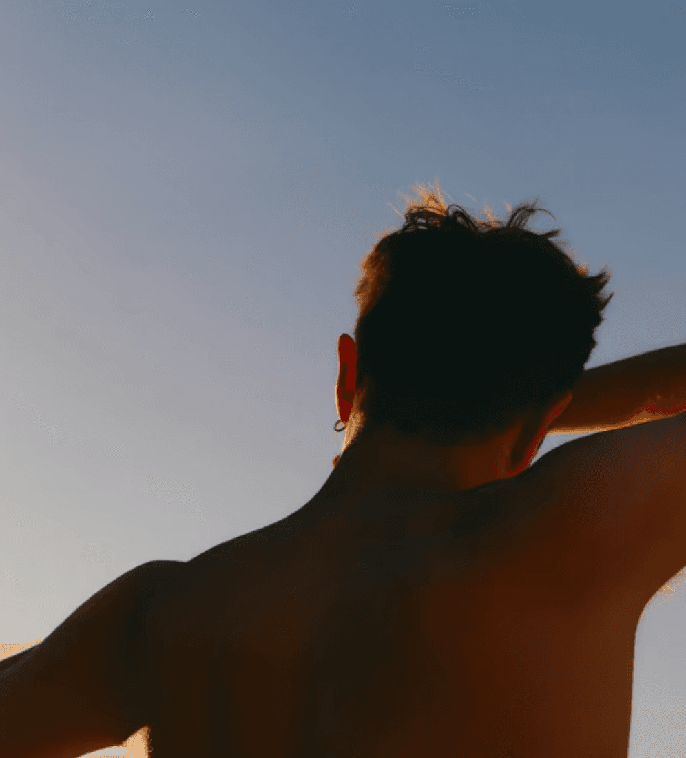 Person using the Stack app